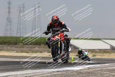 media/Aug-03-2025-TrackDaz (Sun) [[bf4a71acf9]]/C Group/1240pm (Wheelie Bump)/